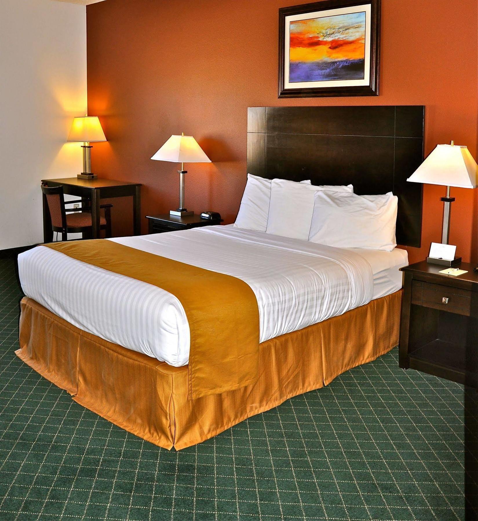 Landmark Inn Fort Irwin Exterior photo