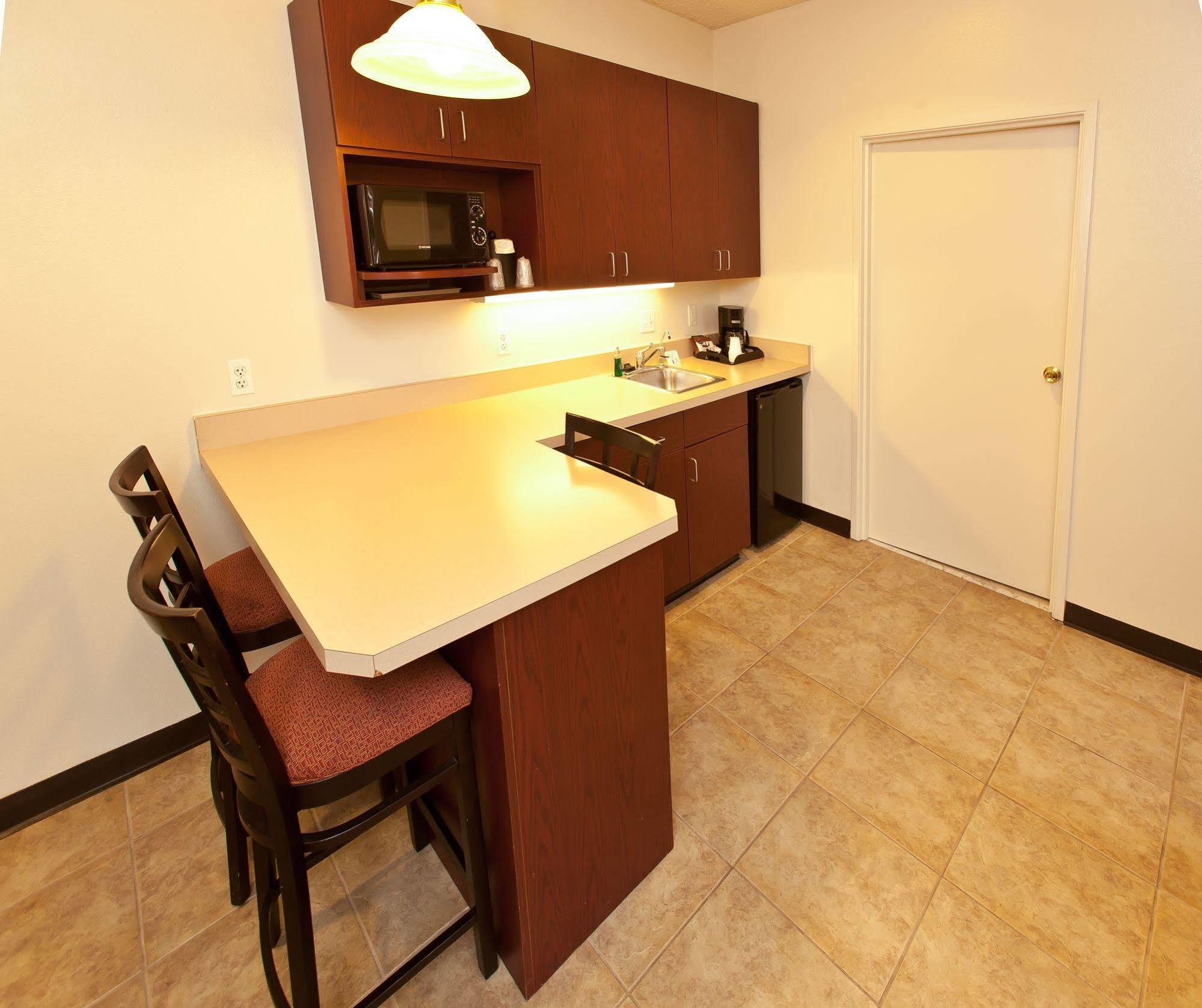 Landmark Inn Fort Irwin Exterior photo
