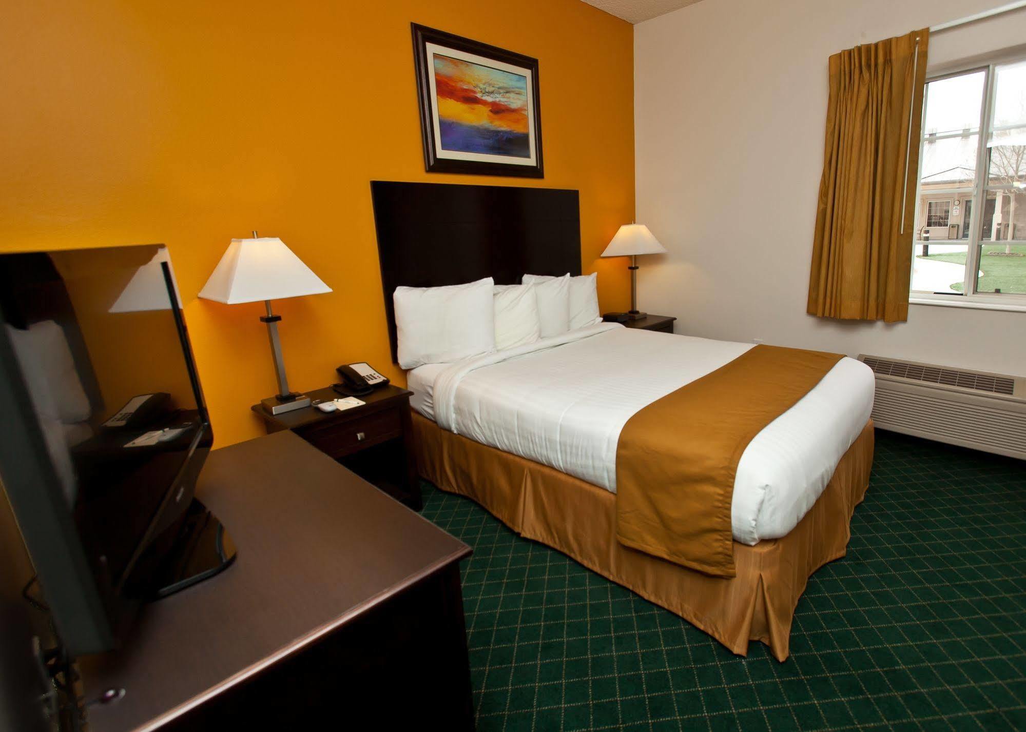Landmark Inn Fort Irwin Exterior photo